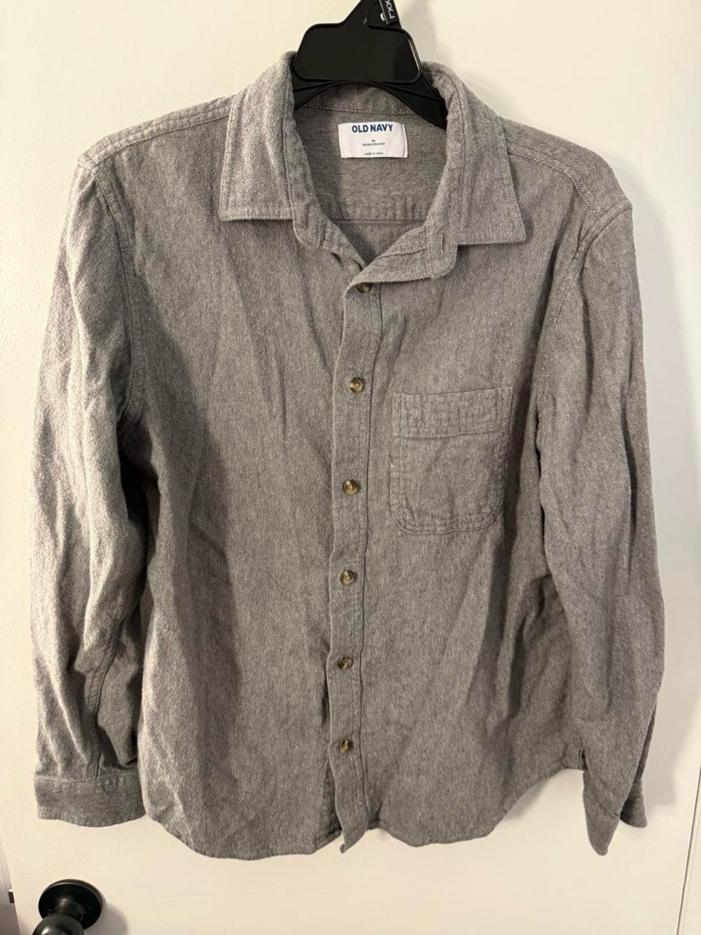 Old Navy Men's Heather Gray Flannel Long-Sleeve Button-Down Shirt